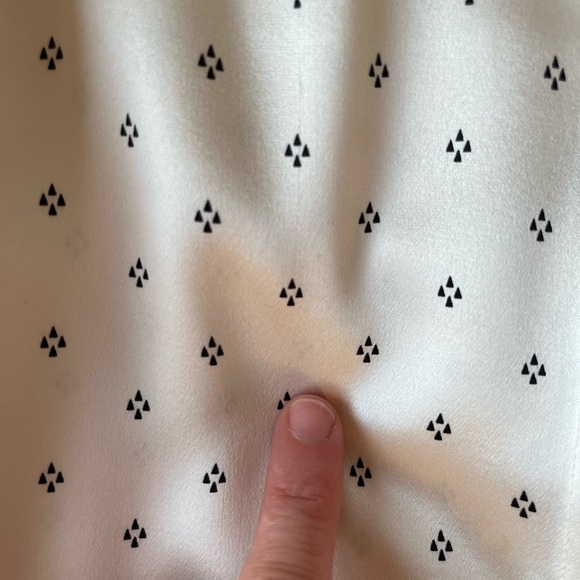 Theory Silk Sleeveless Top - Gorgeous!! - Picture 6 of 7